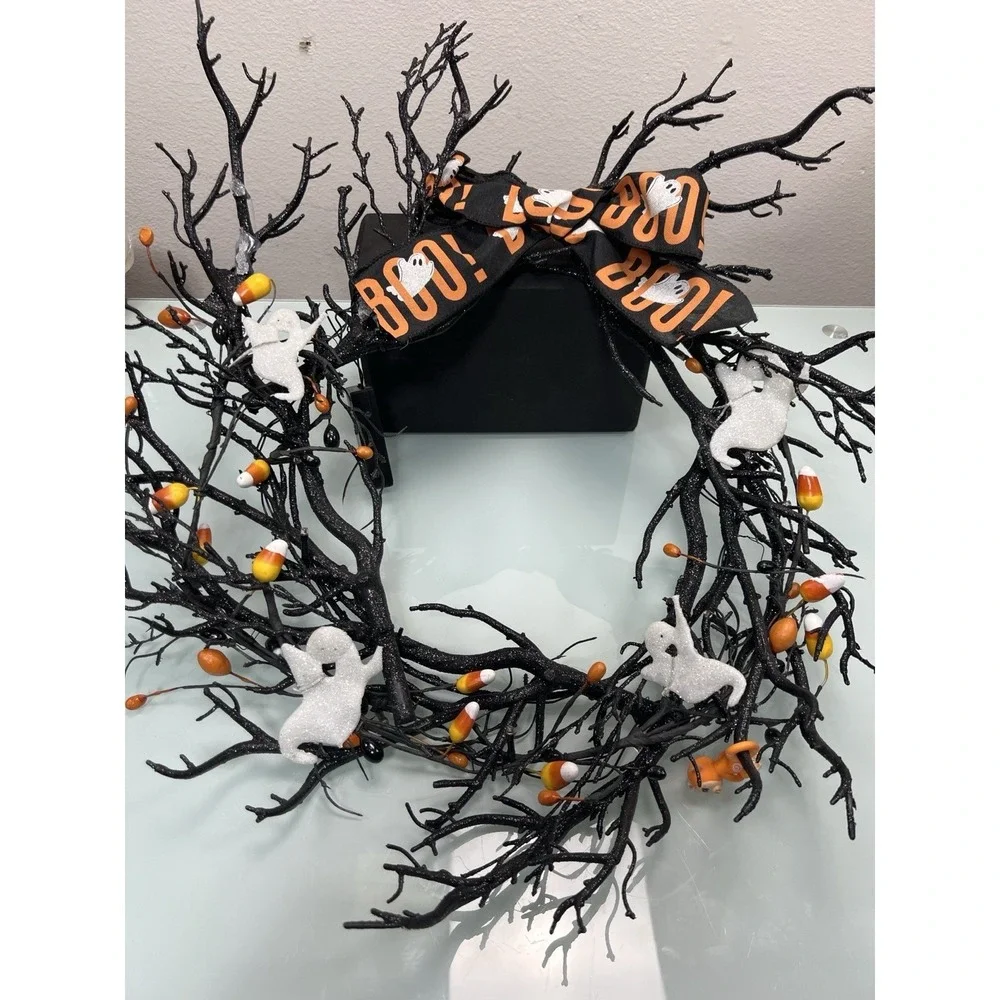 Spooky Halloween Twig Wreath Ghosts Candy Corn BOO‎ Lighted Decor